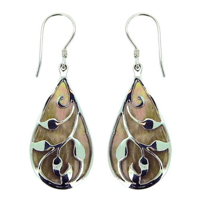 (249YTAN) Tan Mother Of Pearl Shell Earrings