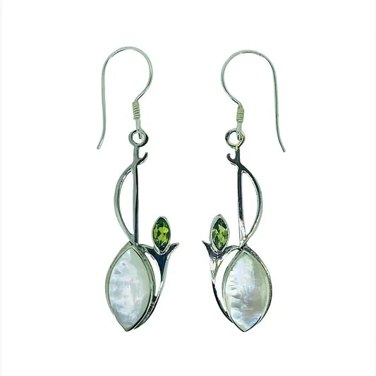 (314APEMOP) Peridot & Mother Of Pearl Silver Earrings