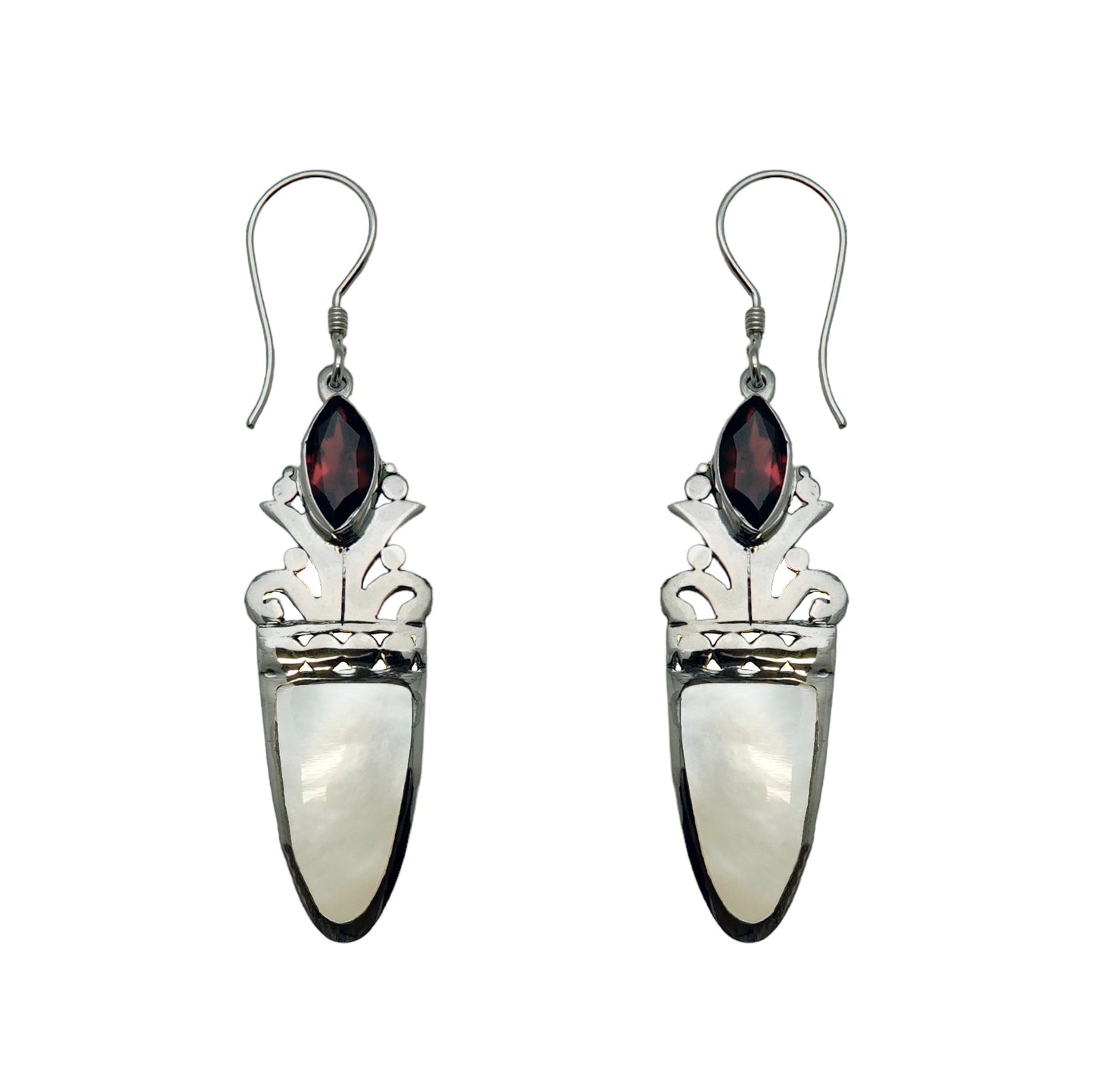 (344BGAMOP) Garnet and Mother of Pearl Earring