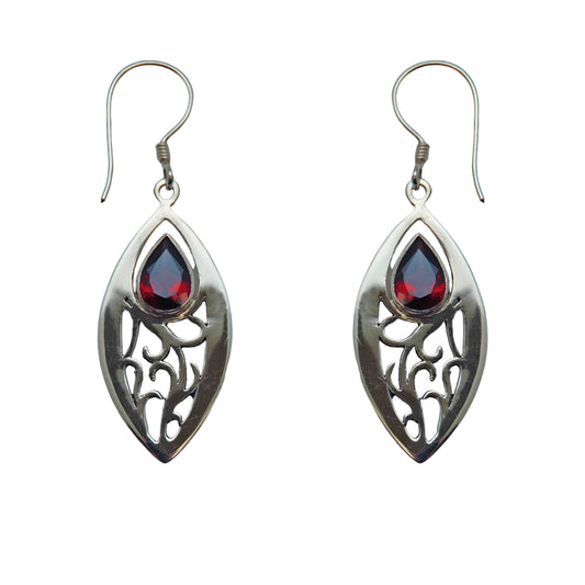 (380BGA) Silver earring with pear shape garnet gemstone