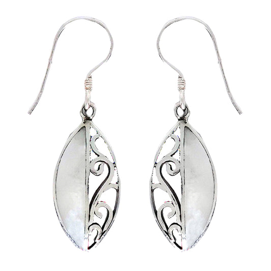 (332AMOP) Mother Of Pearl Silver Earrings