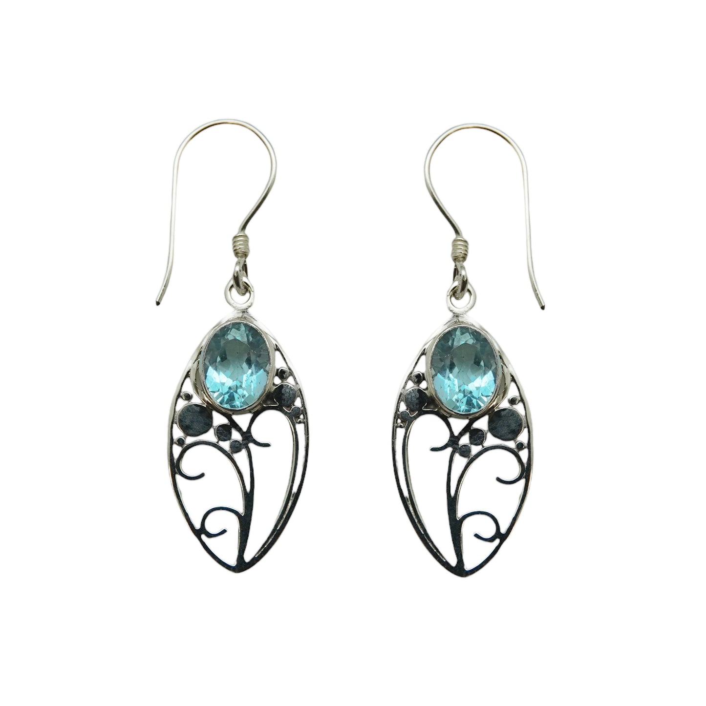 (258UBT) Silver Earring With Sky Blue Topaz