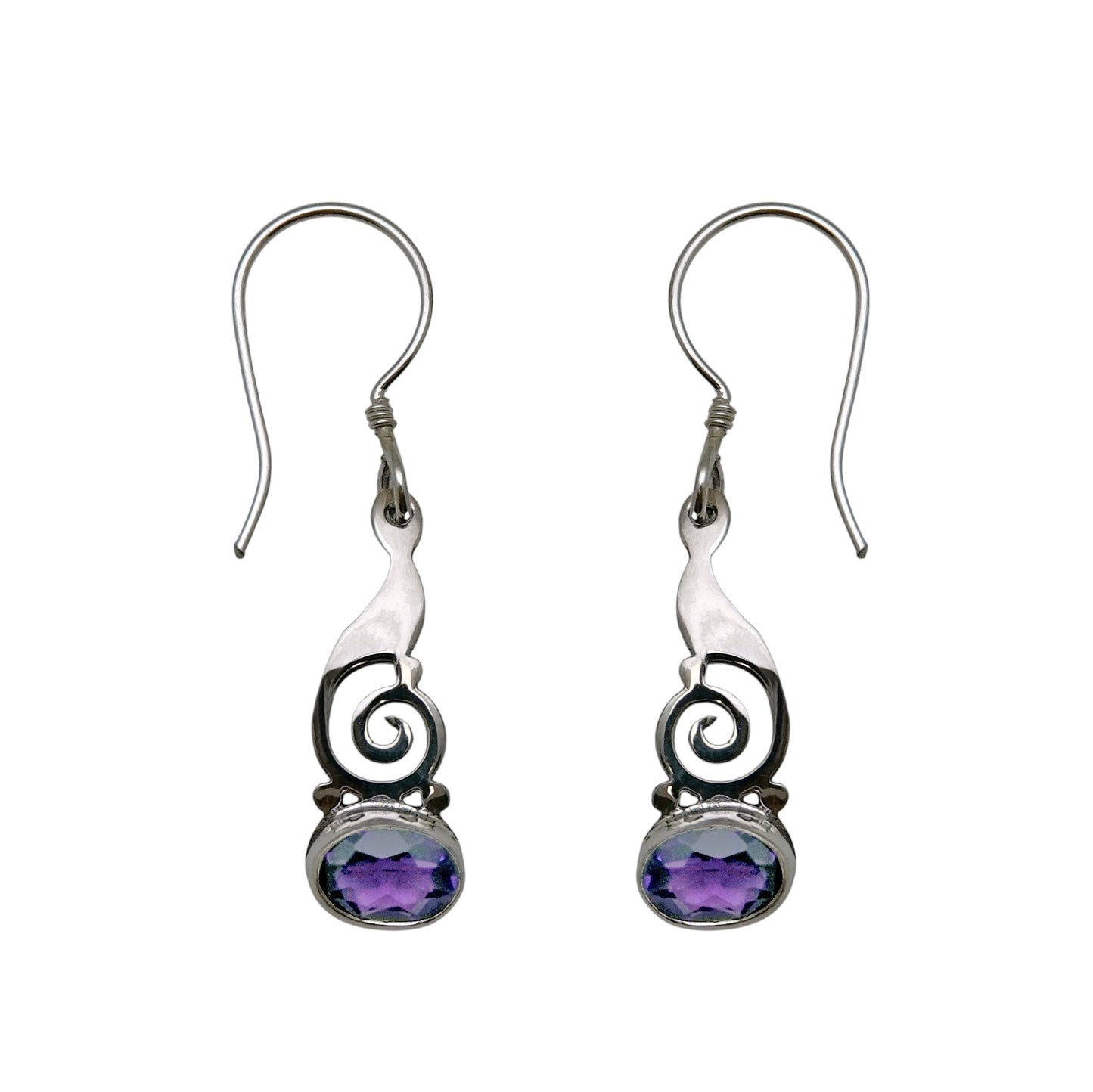 (329CAM) Silver dangle earrng in amethyst