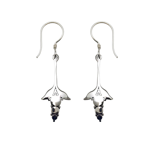 (334C) Silver Petal Cascade