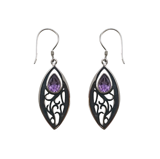 (380BAM) Silver earring pear shape amethyst