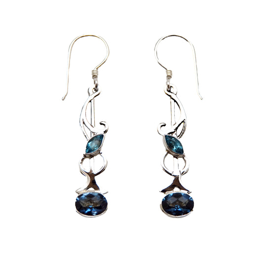 (382BBTBQ) Silver earring in blue quartz with blue topaz.