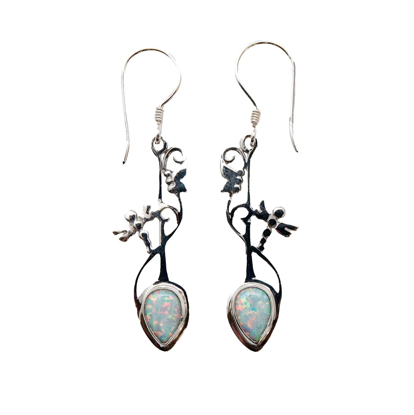 (385BOPS) Dangle earring with nature motif