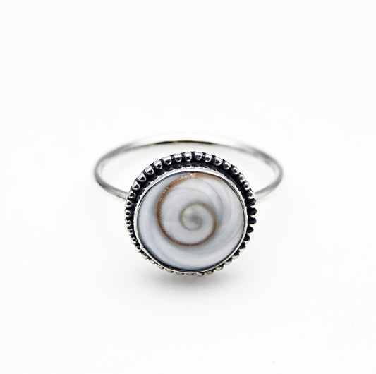 (795C) Shiva Shell Sterling Silver Ring