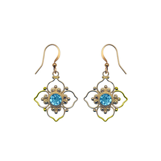 (BR267FBT) Gemstone earring in gold tone