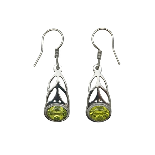 (SP353CSMPE) Silver Plated Cutout Peridot Earrings