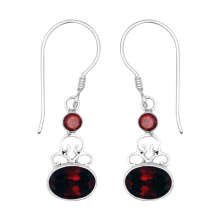 (247TGA) Garnet Oval Stone Silver Earring