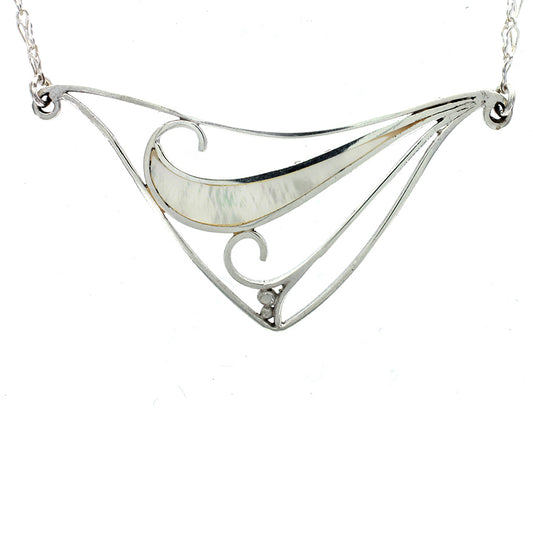 (643DMOP) Mother Of Pearl Wave Necklace (643DMOP)