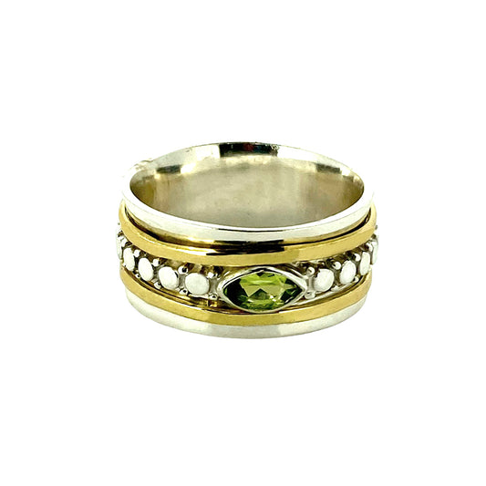 (787CPE) Peridot Marquis Silver Spinner Ring