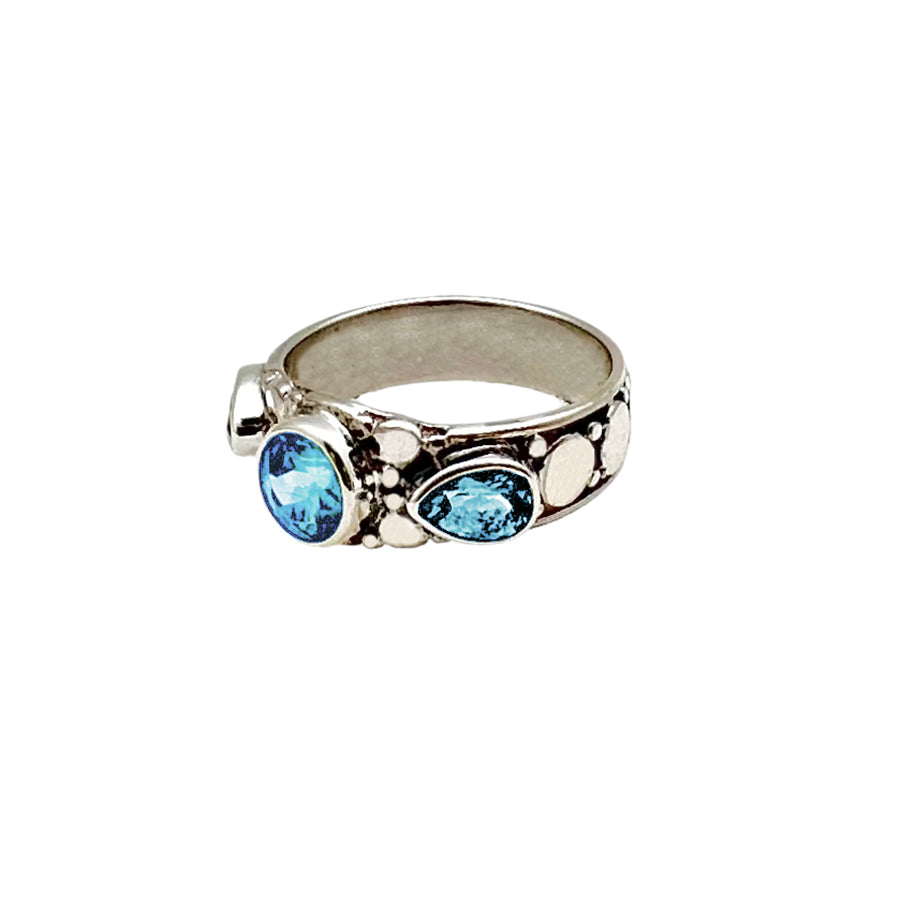 (785CBT) Blue Topaz Silver Ring